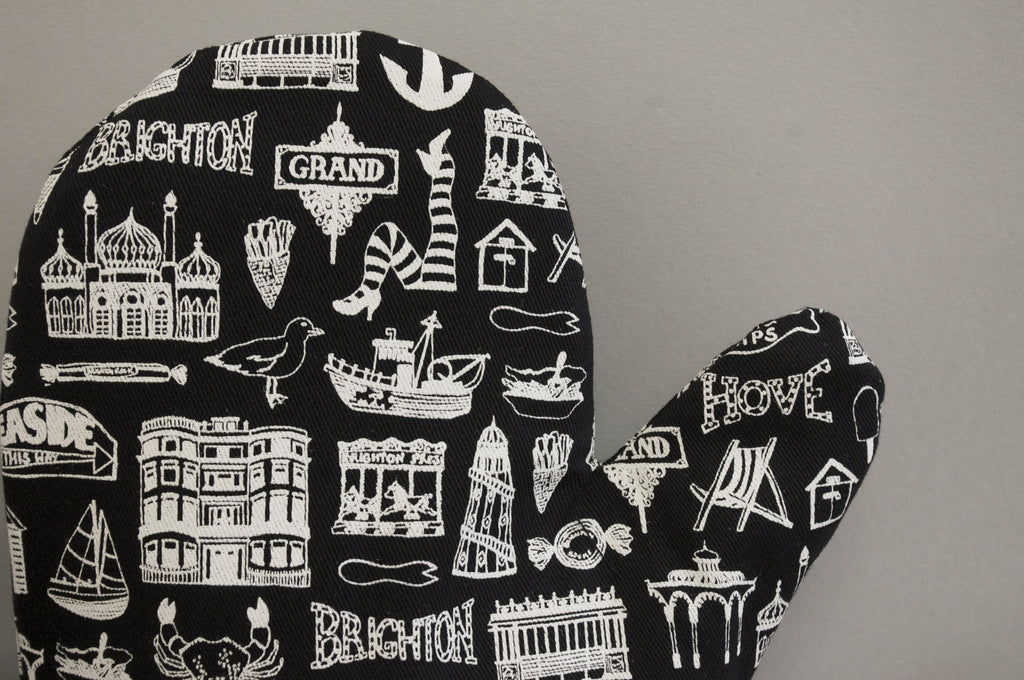 Brighton and hove oven mitt
